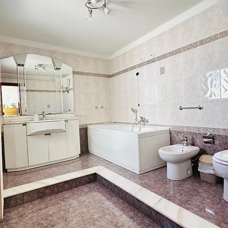 Giorgia * 莱韦拉诺