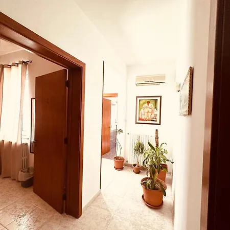 招待所 Giorgia 莱韦拉诺